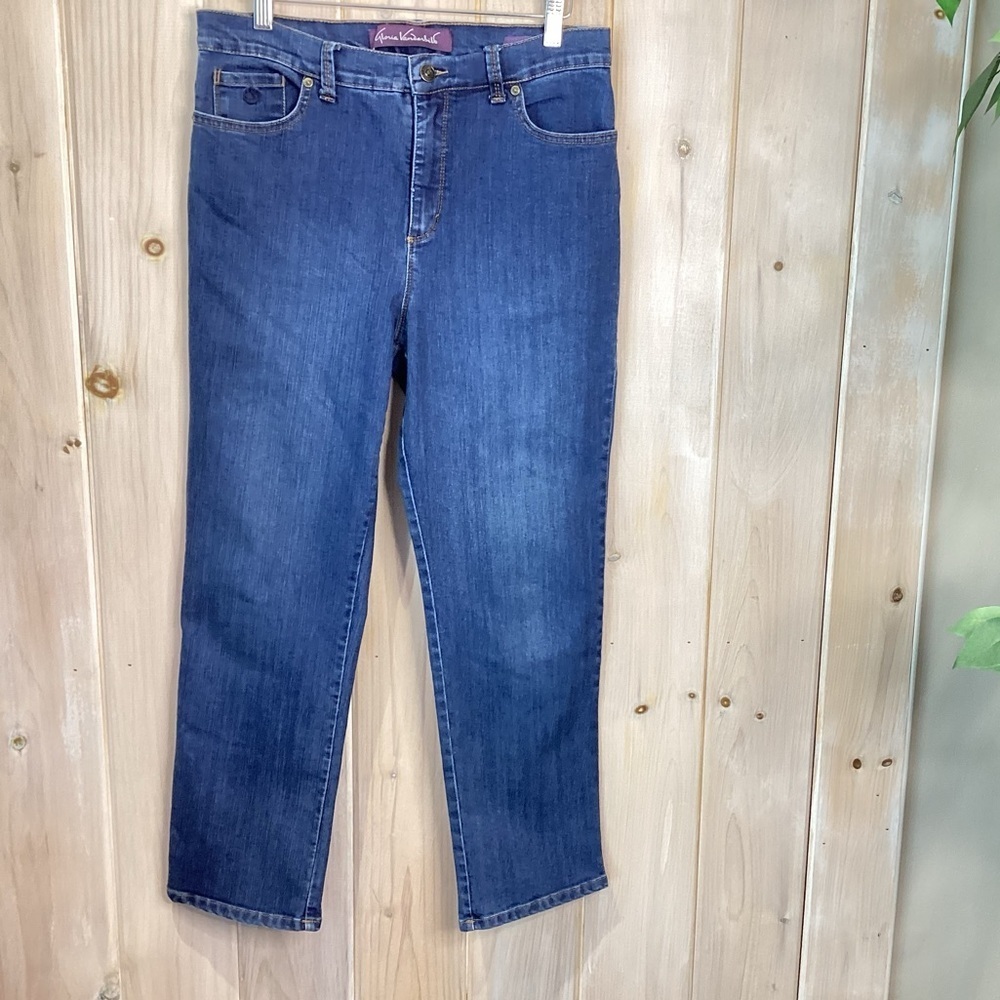 Gloria Vanderbilt Amanda Straight Leg Jean